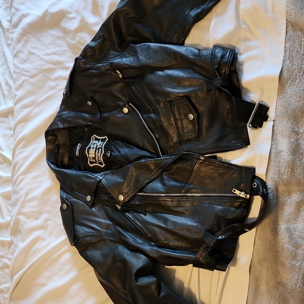 First Genuine Leather Women's Large Biker Jacket